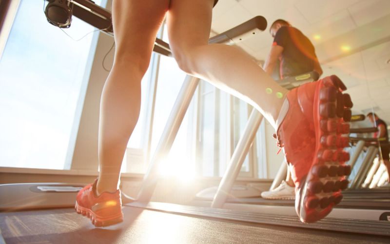 O cardio, ou exercício cardiovascular, desempenha um papel crucial na saúde geral e no desempenho físico